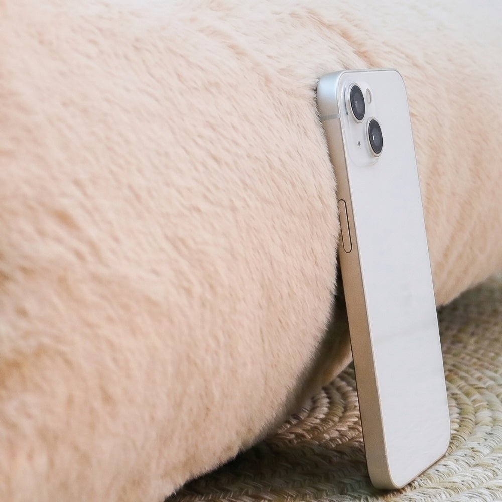 canape-pour-chien-moelleux-et-doux-beige-clair-closeup