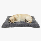 grand-coussin-pour-chien-moelleux-gris