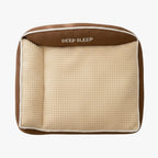matelas-pour-chien-marron-dessus