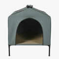 niche-pour-chien-sur-pied-grise-face