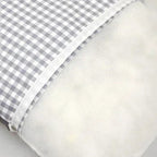 panier-pour-chien-couvert-gris-closeup