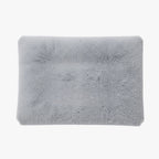 panier-pour-chien-orthopedique-gris-en-fourrure-dessus