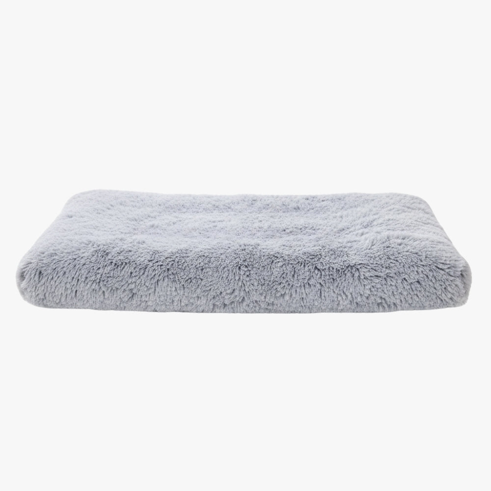 panier-pour-chien-orthopedique-gris-en-fourrure-face