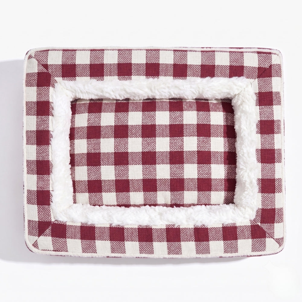 panier-pour-chien-rectangulaire-carreaux-anti-stress-interieur-fourrure-dessus