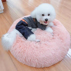 panier-pour-chien-rond-moelleux-en-fourrure-rose-situation