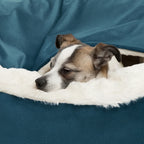 panier-pour-chien-rond-orthopedique-semi-ferme-bleu-closeup