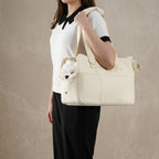 sac-a-main-de-transport-pour-chien-beige-porte