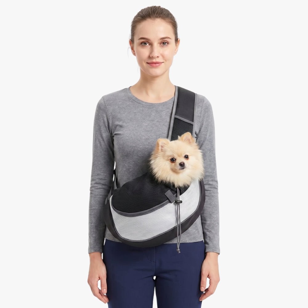 sacoche-de-transport-pour-petit-chien-blanc