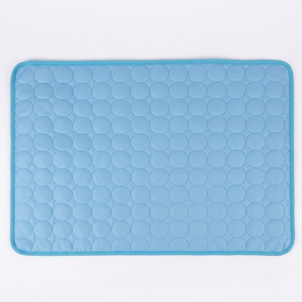tapis-rafraichissant-pour-chien-impermeable-dessus-packshot