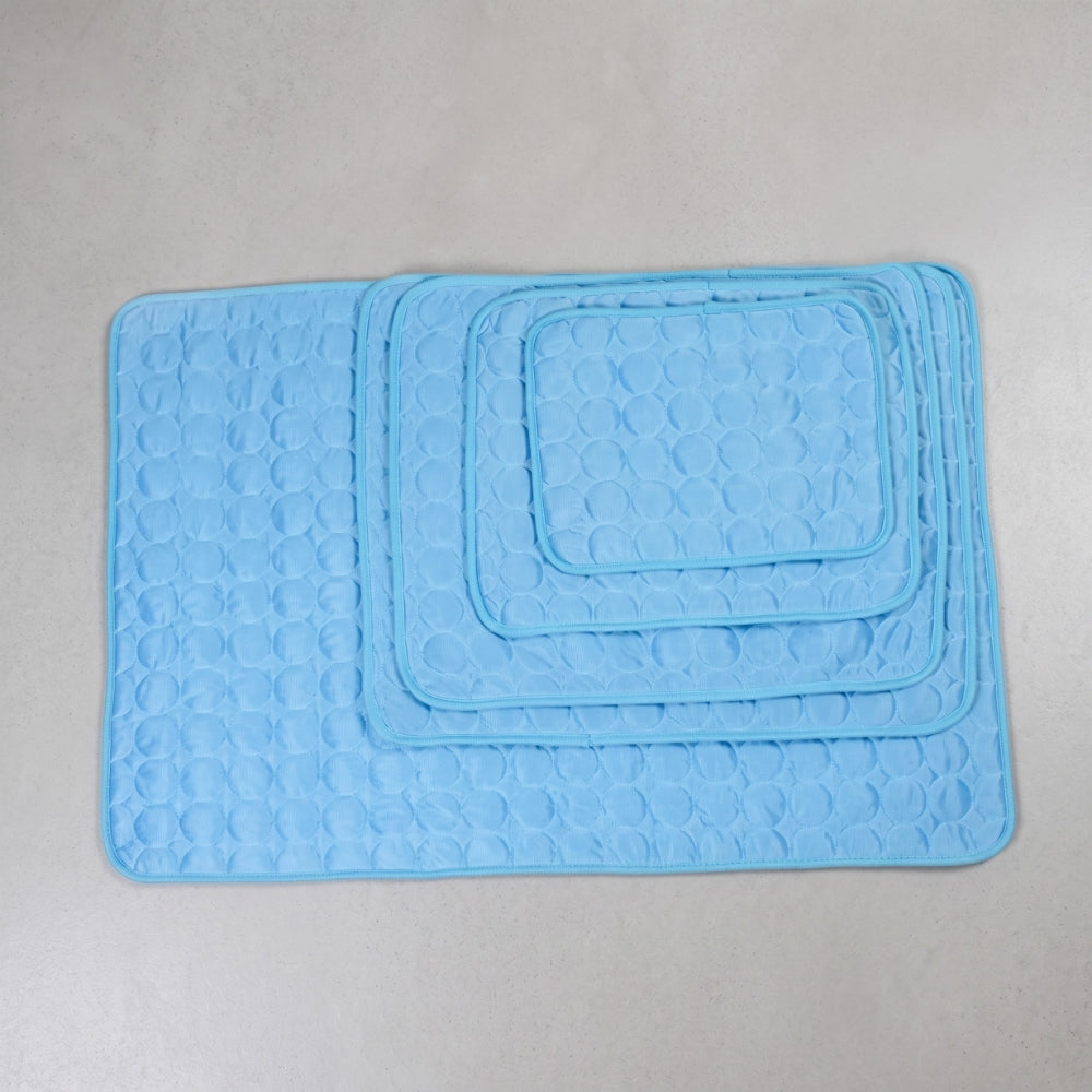 tapis-rafraichissant-pour-chien-impermeable-tailles